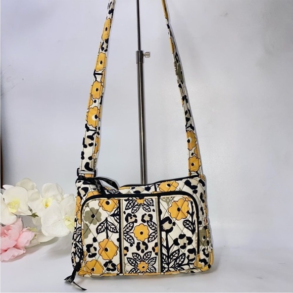 Vera Bradley Floral Design Organizer Crossbody Yellow/Gold Small- Like New - Picture 12 of 12